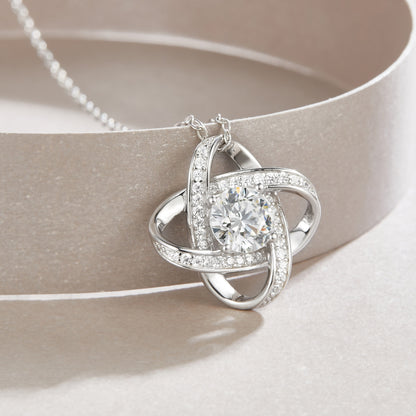 Reciprocating - A Fashionable And Luxurious Diamond Jewelry Pendant Set With 1-carat Moissanite S925 Sterling Silver And Platinum Plating