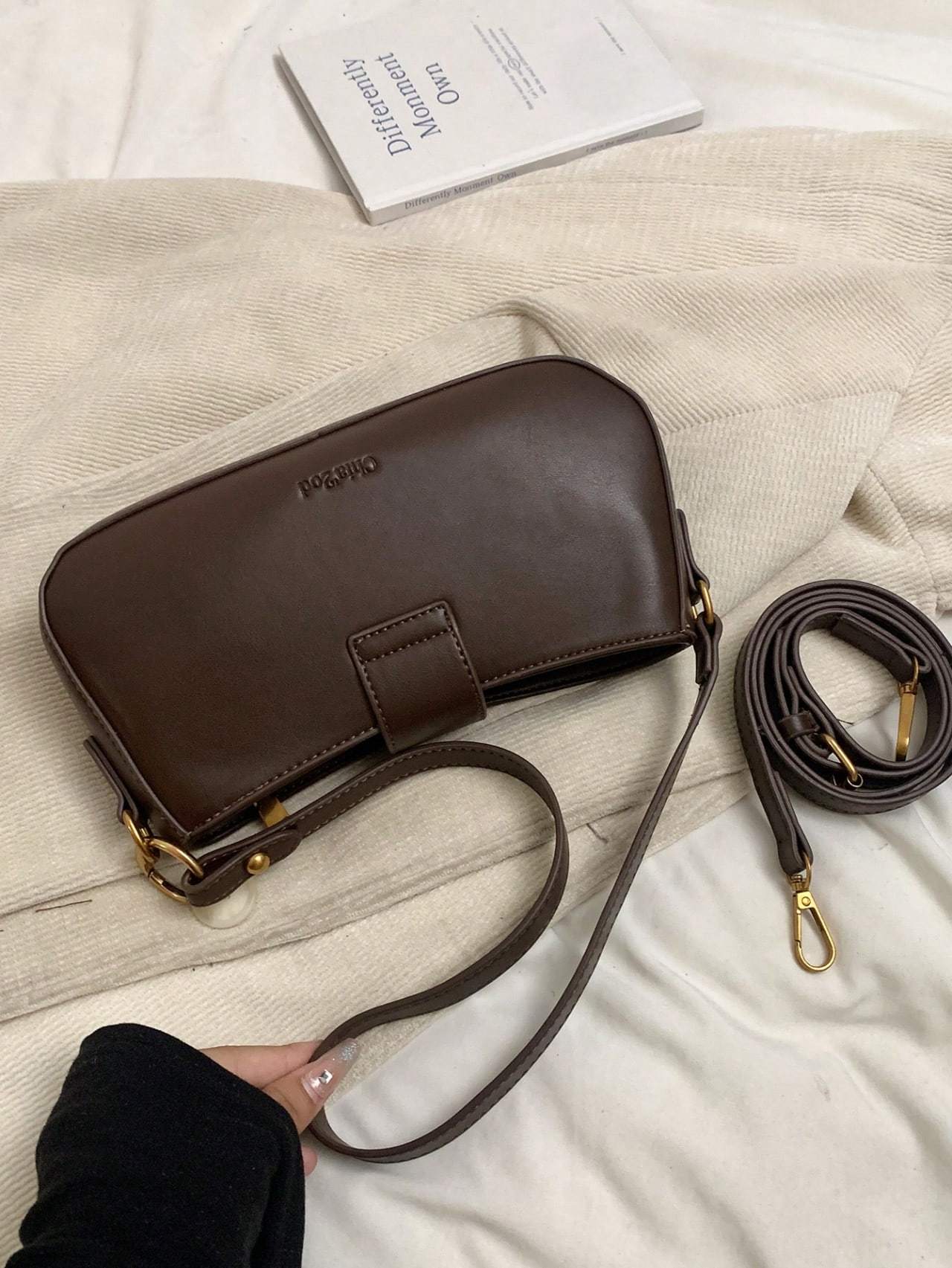 Women Retro Solid Color Dual Strap Suede Shoulder Crossbody Saddle Bag, Autumn And Winter Hot Women Bag, Suede Purse, Newest Fashionable Suede Bag For Women